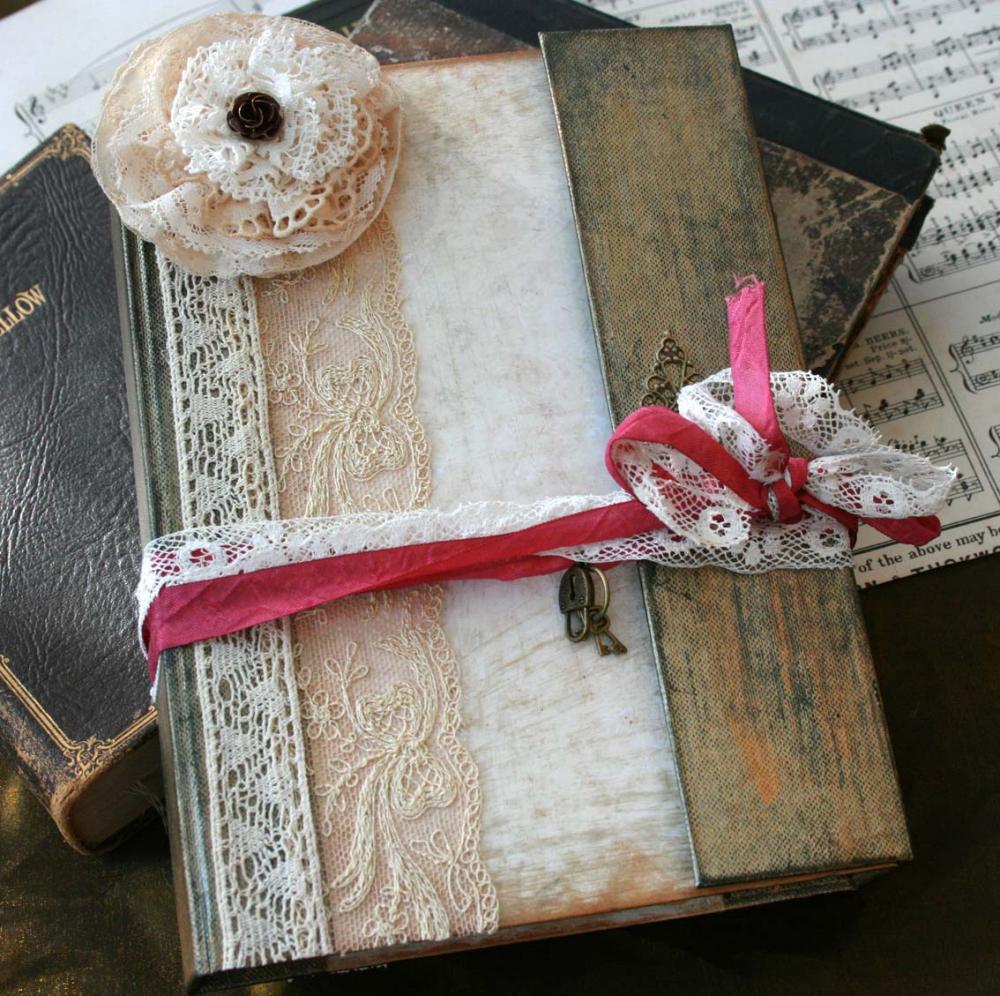 Wedding Planner Journal - 60 Pages - In Vintage Style - Custom
